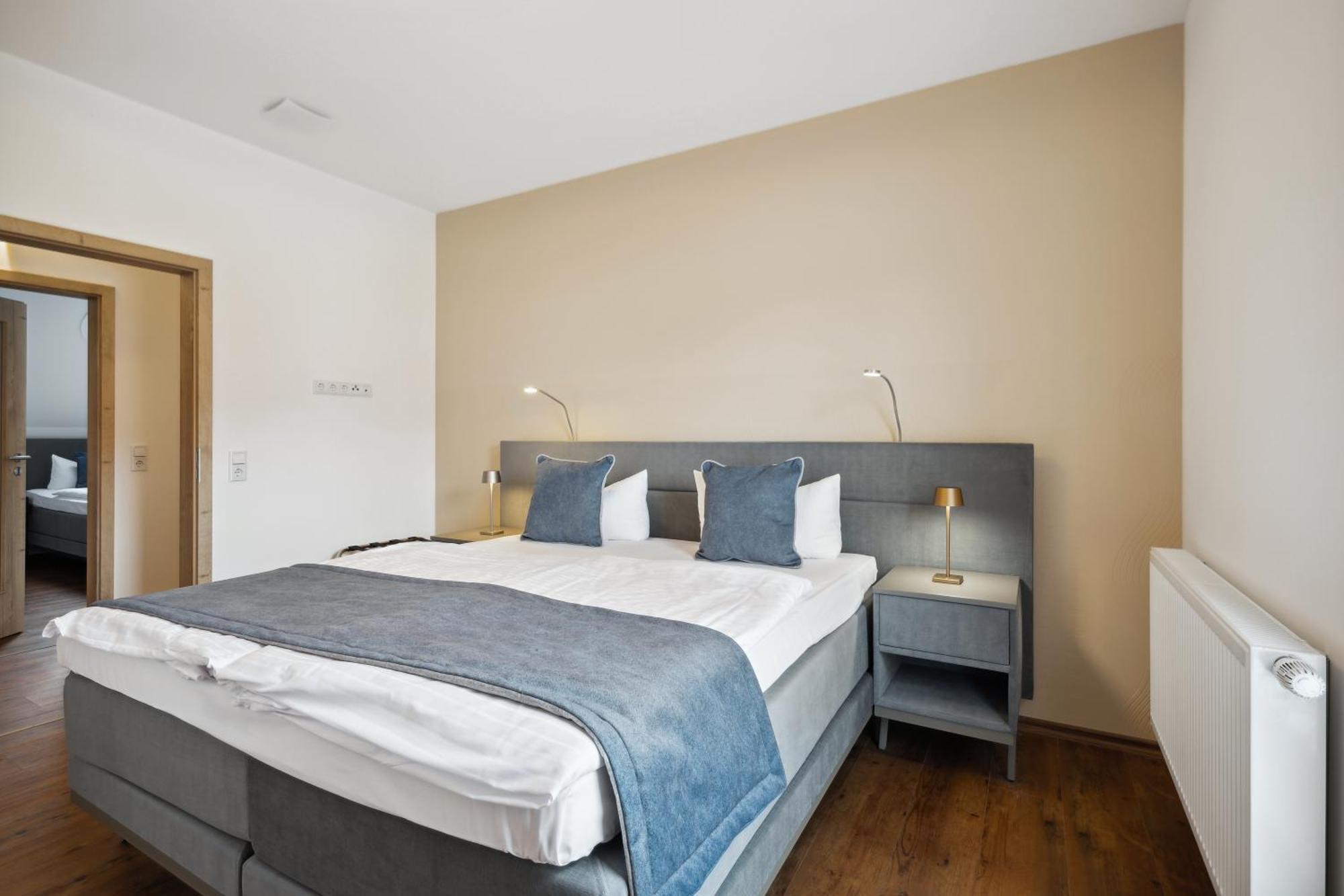 Apartmenthaus Schlag Наумбург Екстер'єр фото