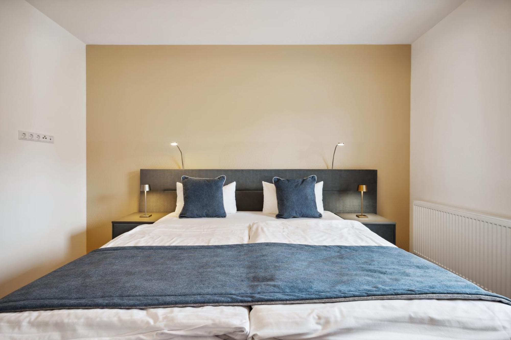 Apartmenthaus Schlag Наумбург Екстер'єр фото